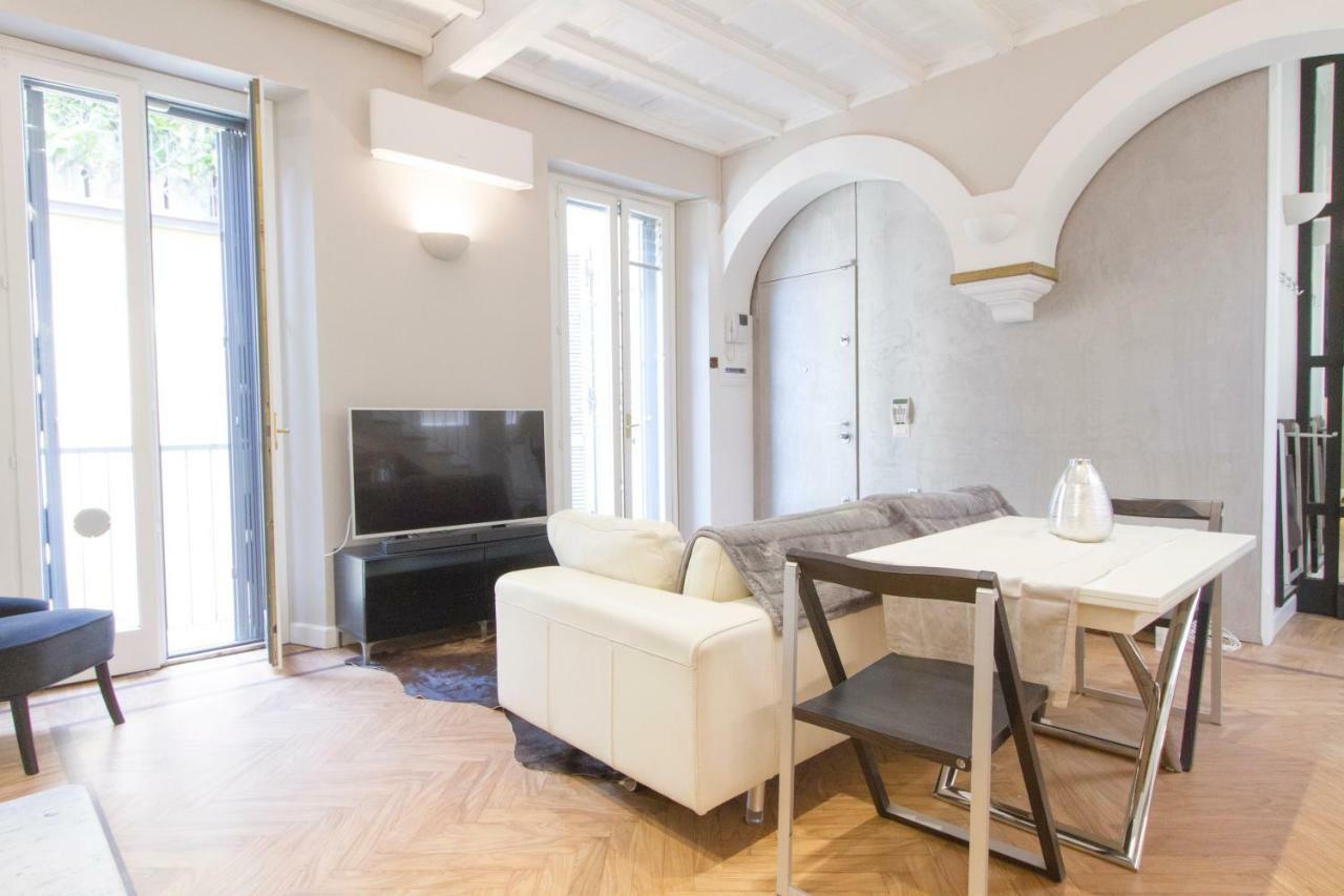 Elegante E Completamente Arredato Apt In Duomo Μιλάνο Εξωτερικό φωτογραφία