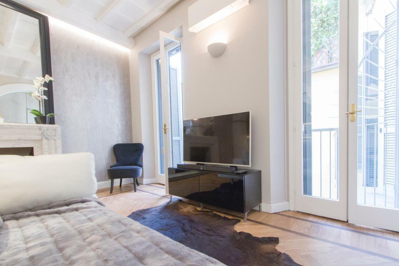 Elegante E Completamente Arredato Apt In Duomo Μιλάνο Εξωτερικό φωτογραφία